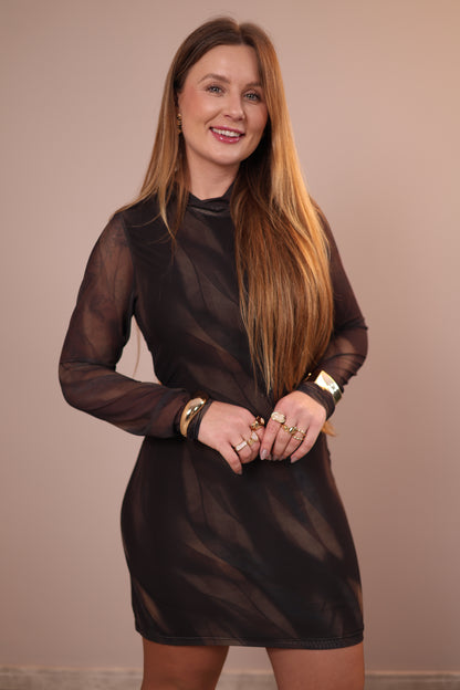 Vestido Tule Elegance Manga Longa