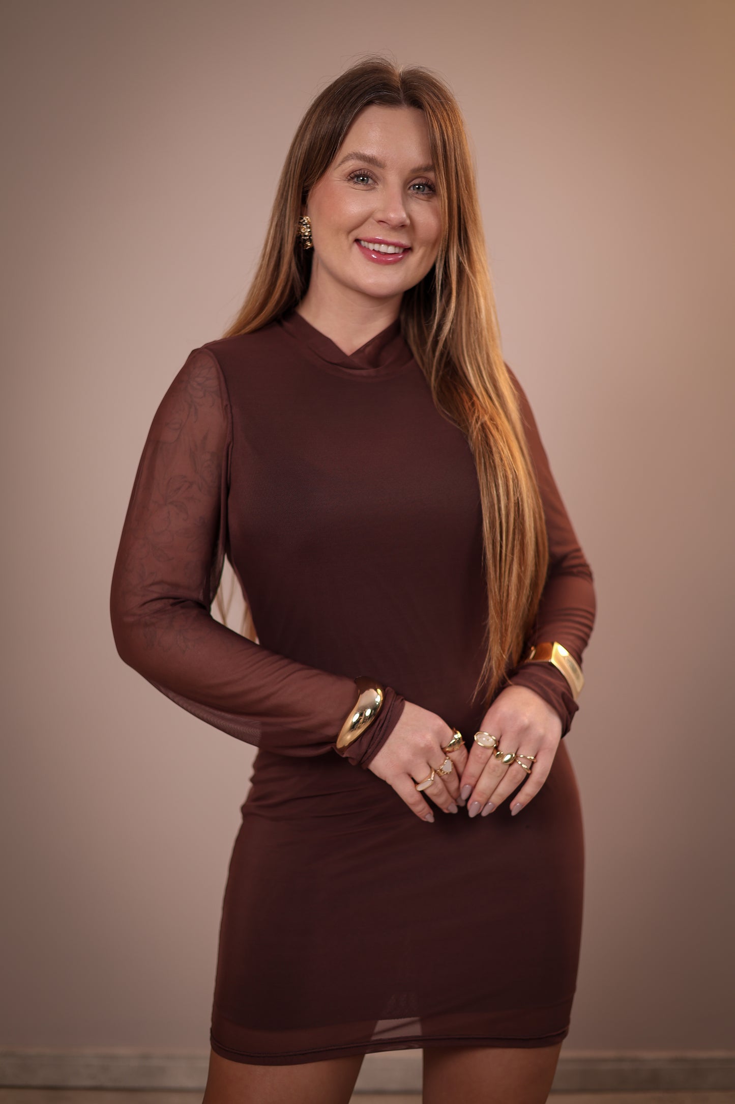 Vestido Tule Elegance Manga Longa