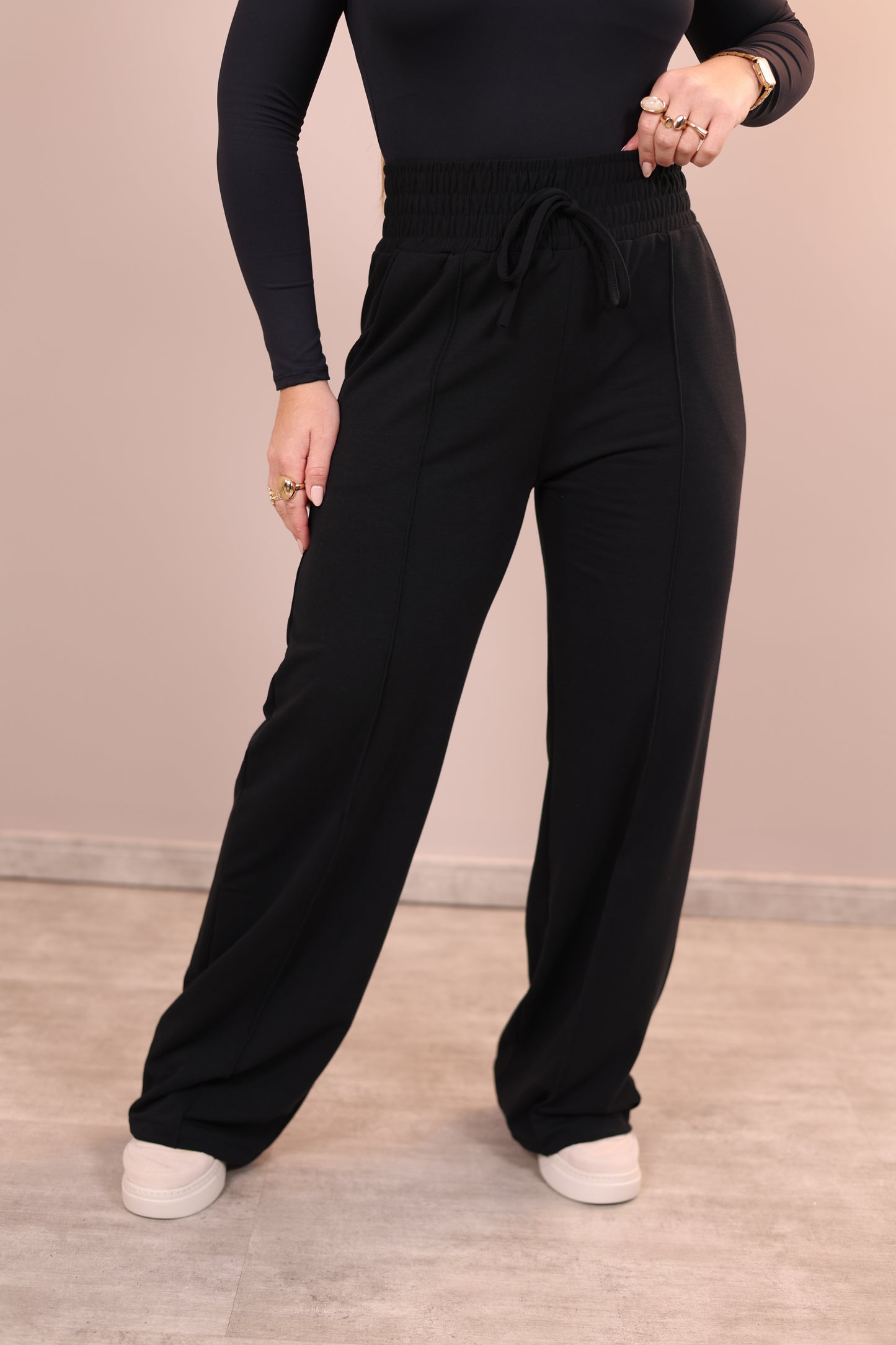 Calça Moletinho Pantalona com Risco Frontal