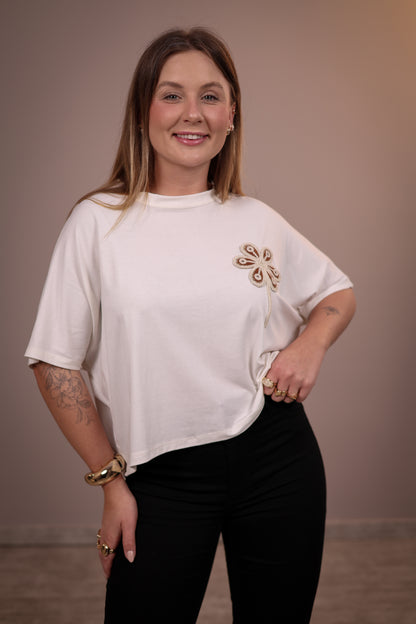 Blusa Ampla Bordado Flor