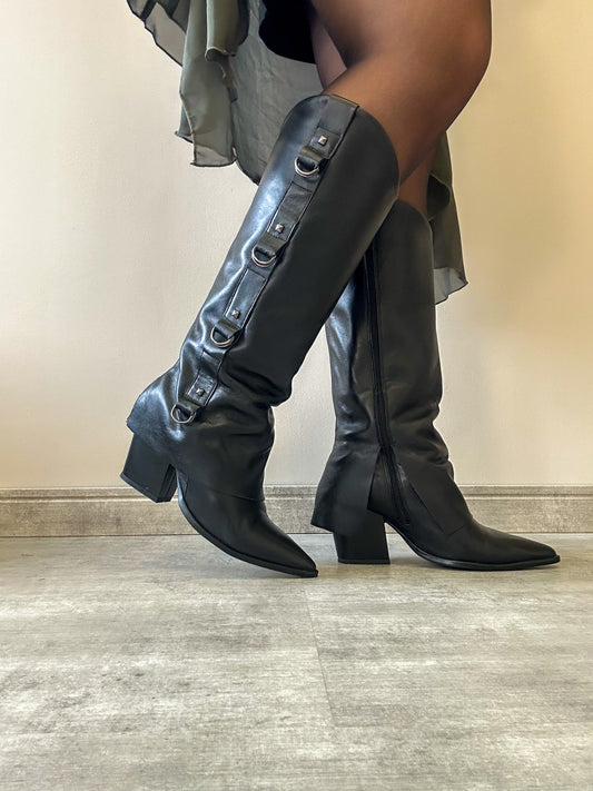Bota Westwood