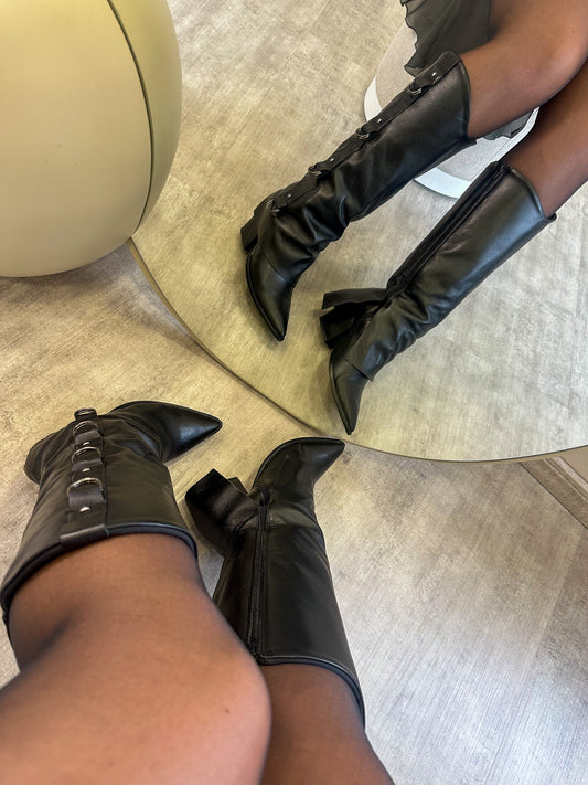 Bota Westwood